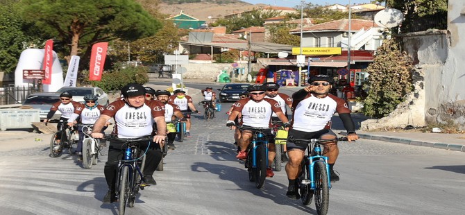 UNESCO Dünya Mirası Yolunda Bisiklet Turu'nun 8. Bergama'dan start aldı