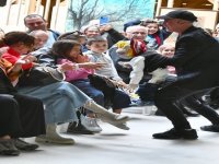 Zeytini merkezine alan ilk çocuk festivali İzmir’de yapıldı