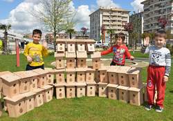 Ağaçlar Kuş Yuvaları İle Şenlenecek