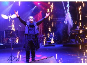 İlhan İrem'in 'Yıllardan Sonra' Konseri Hayran Bıraktı