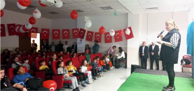 CHP Aliağa, "100.yılı Çocuklarla Kutluyoruz" etkinliği düzenledi