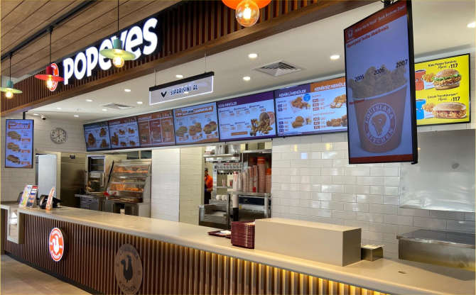 Popeyes İzmir Katip Çelebi Caddesi’nde Hizmete Açıldı!