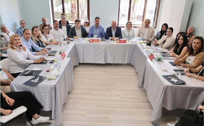 Emiralem Çilek Festivali'ne rekor ziyaretçi!