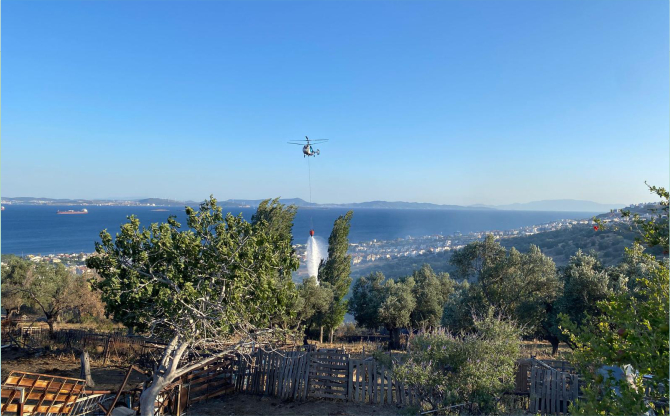 İzmir İtfaiyesi oğlu 48 dakikada 220 yangına müdahale etti