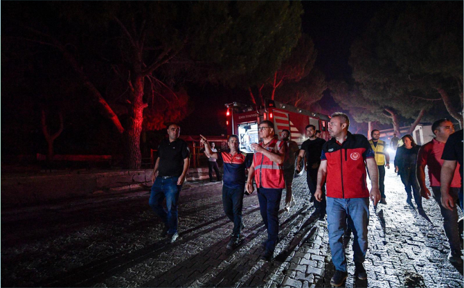 Başkan Tugay: “Hiçbir zaman haklarını ödeyemeyeceğiz”