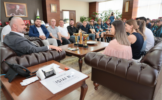 Menemen'e Türkiye Şampiyonluğu gururu!