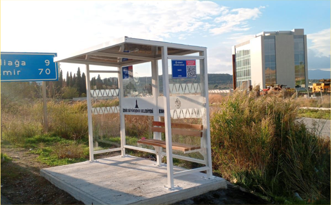 Aliağa'da Otobüs Durakları Yenileniyor