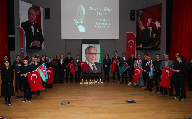 Heydar Aliyev Aliağa'da Anıldı