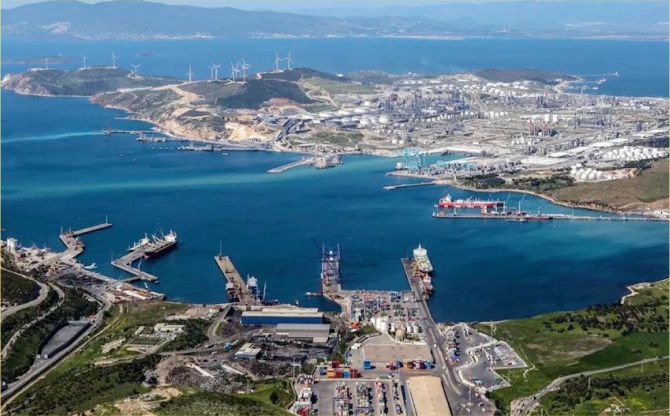 Aliağa Limanları Net Ton ve Elleçlemede Liderliğini Sürdürüyor