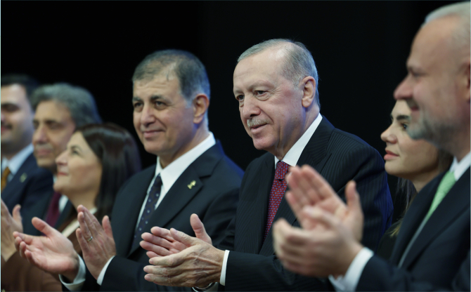 Erdoğan: "İzmir'in Gönül Belediyeciliği ile Tanışması Hayırlı, Uğurlu Olsun"