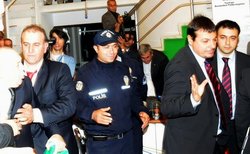 Halil Üneri Kızdırdılar