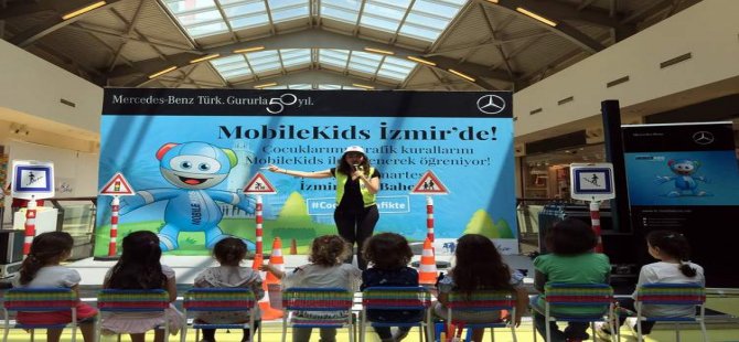 Mercedes-Benz Türk İzmir'de Çocuklara Trafik Eğitimi Verdi