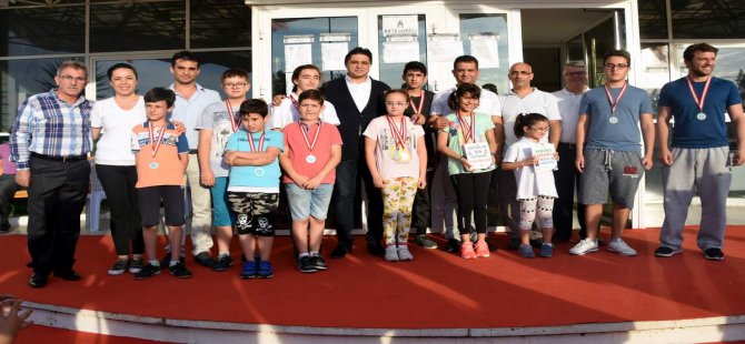 Aliağa Belediyesi 21. Geleneksel Satranç Turnuvası Sona Erdi