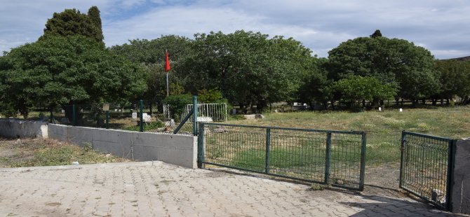 İzmir Büyükşehir Belediyesi’nden Uzunhasanlar’a Mezar Düzenlemesi