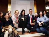 İzmir kadını  'Atatürk'  dedi 