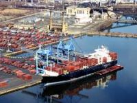 İzmir'de İhracat Azaldı İthalat Arttı