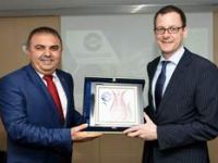 Almanlar İzmir’in Rüzgarına Kapılıyor