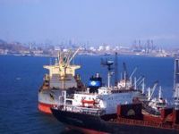 Aliağa'ya Gelen Gemi Sayısı Arttı