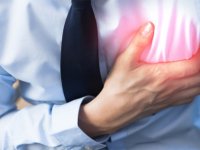 Kalp çarpıntınızın sebebi uykusuzluk mu?